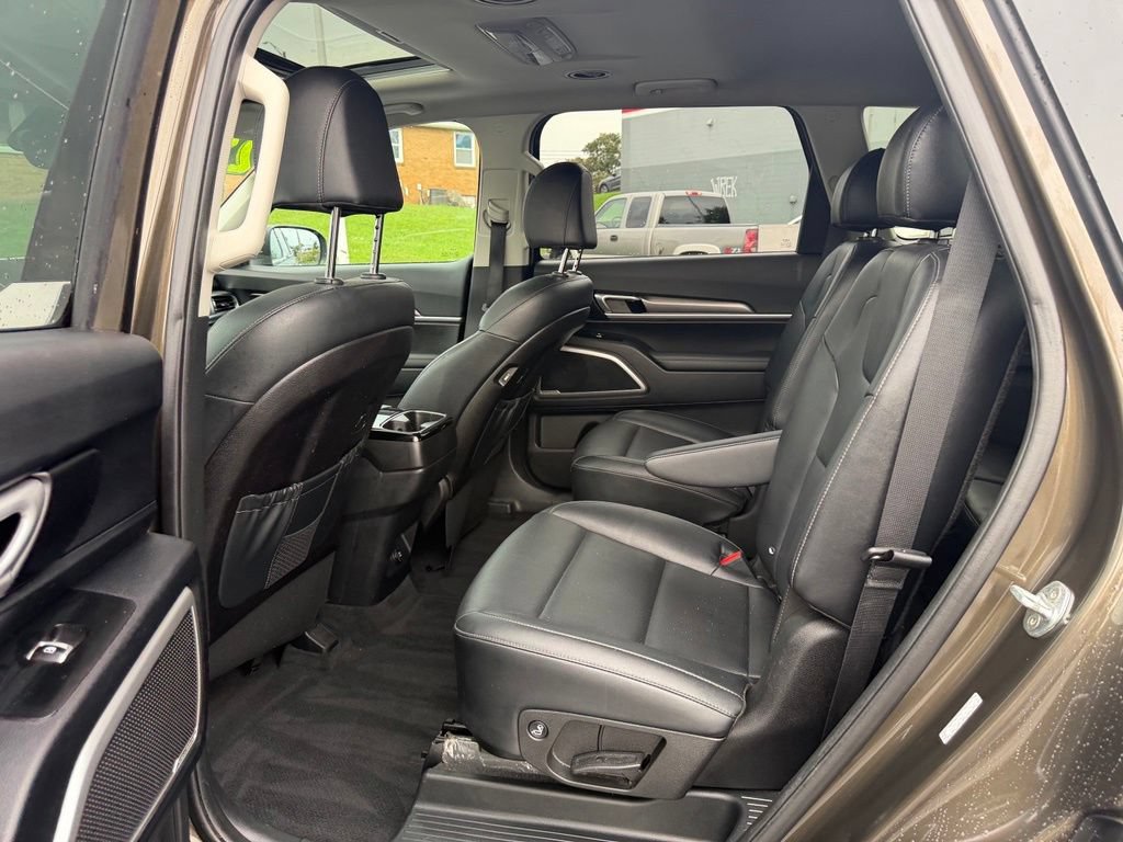 Used 2022 Kia Telluride S AWD/4WD image 14