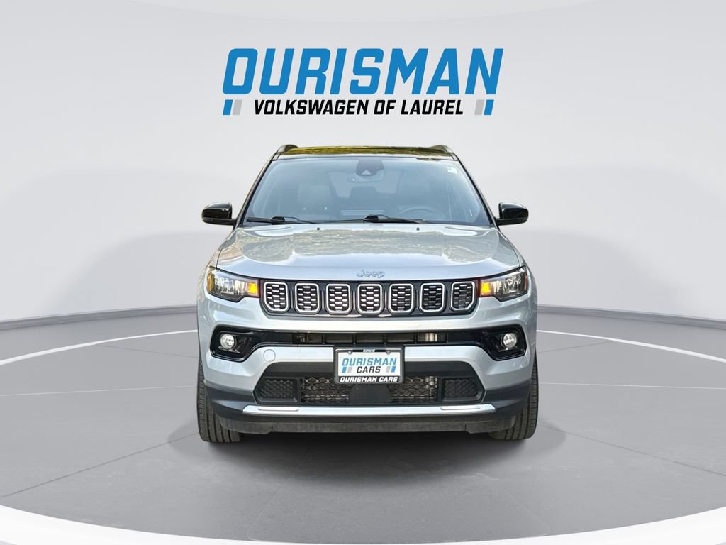 Used 2024 Jeep Compass Limited AWD/4WD image 3