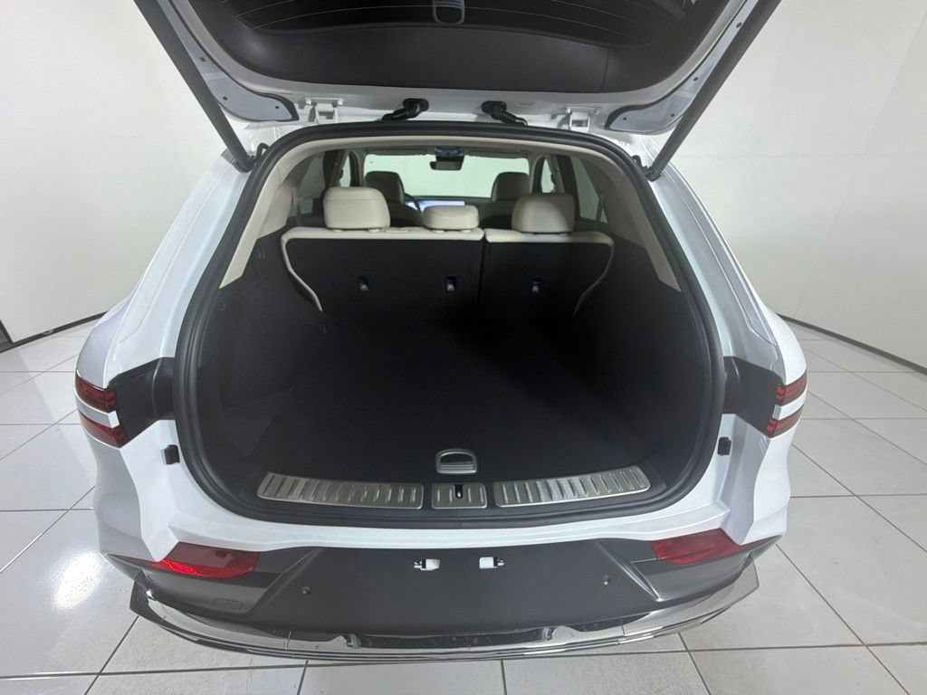 New 2027 Genesis GV70 2.5T Advanced AWD/4WD image 25