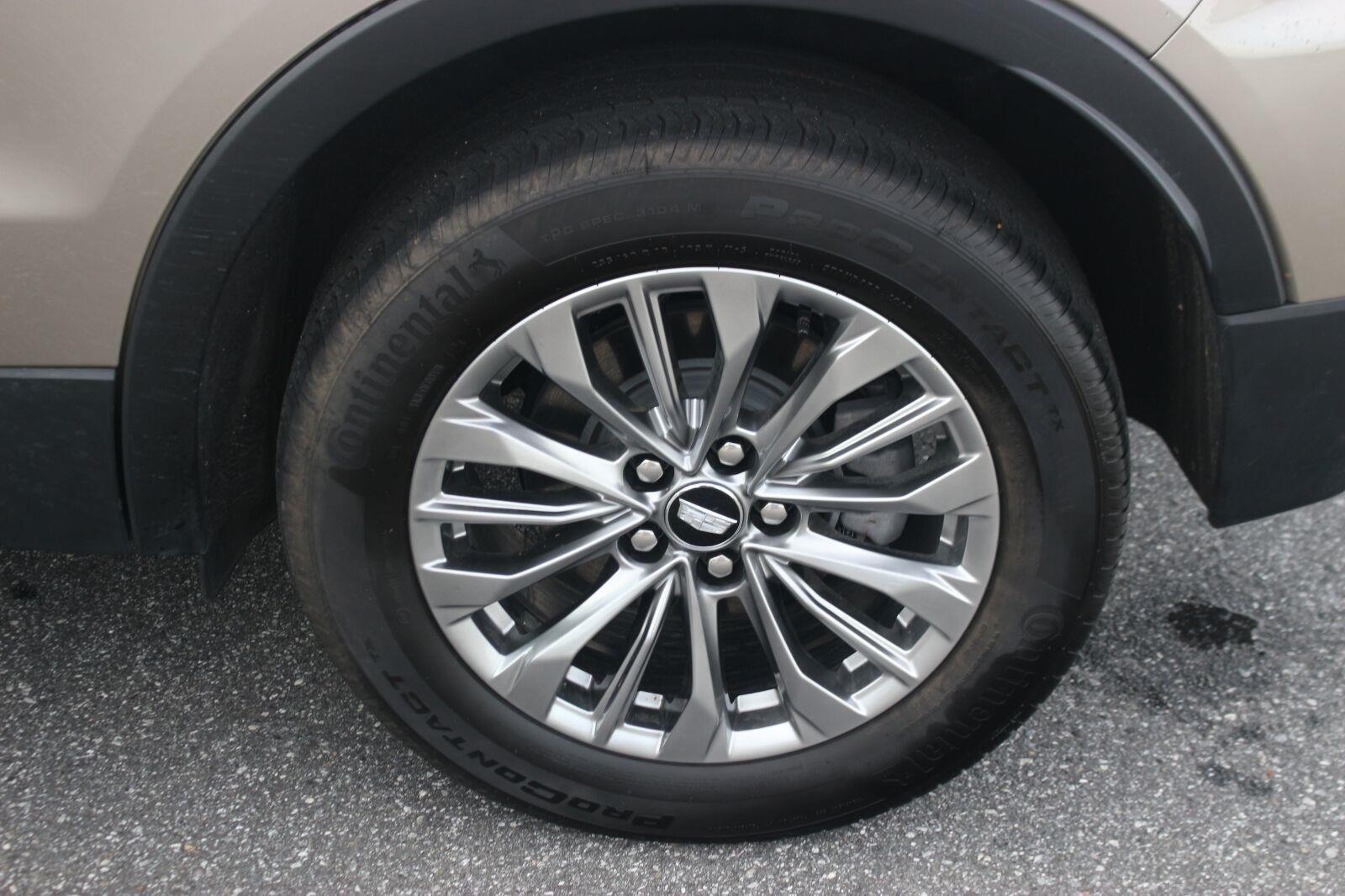 Used 2024 Cadillac XT4 Premium Luxury FWD image 38