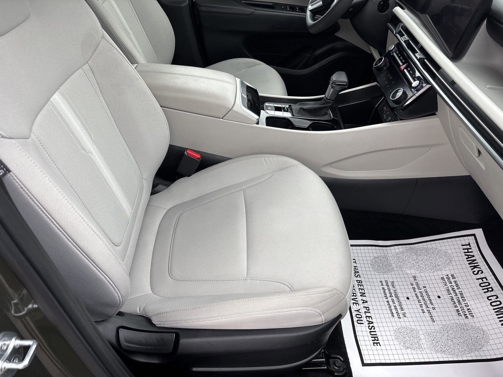 Used 2025 Hyundai Tucson SEL image 25