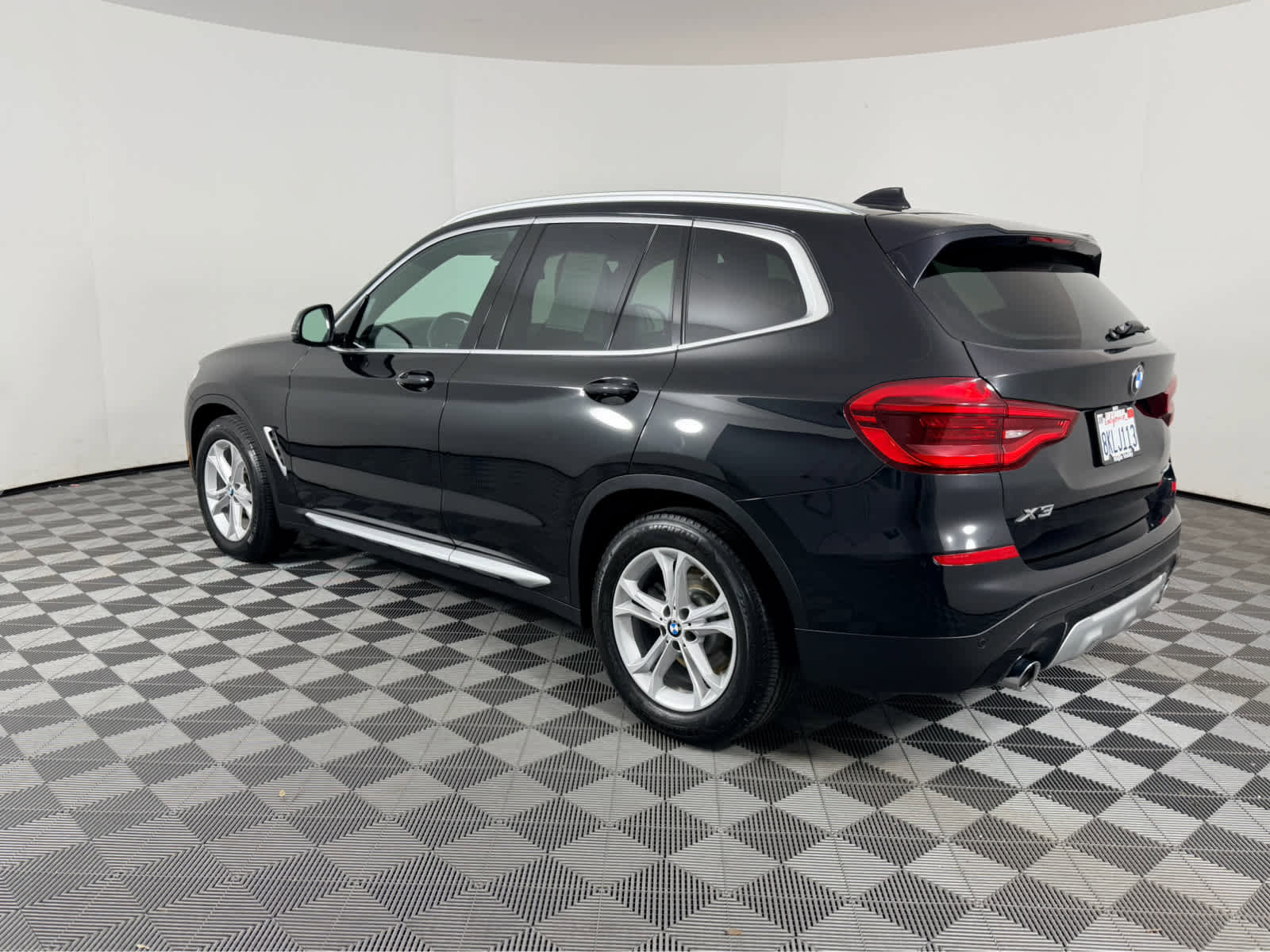 Certified 2023 BMW X3 xDrive30i w/ Premium Package w/ZPA image 5