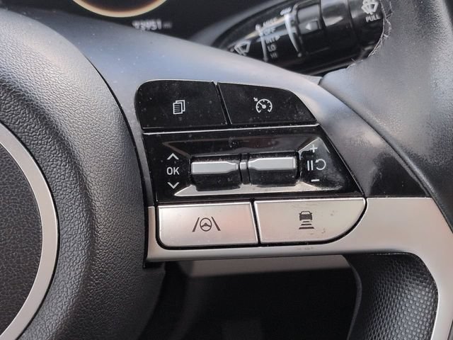 Used 2023 Hyundai Elantra Limited FWD image 26