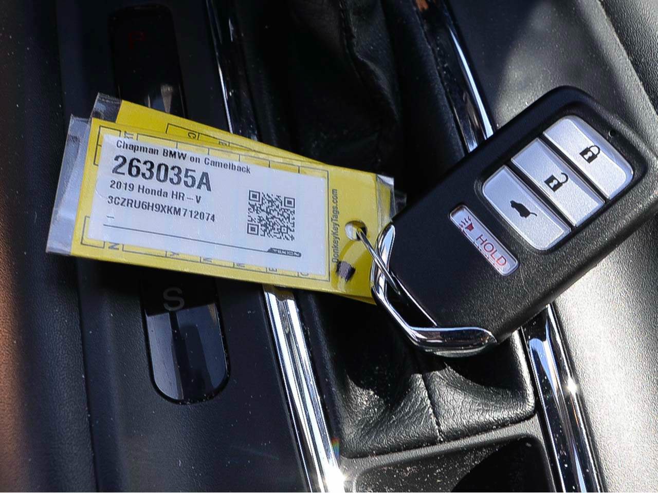 Used 2019 Honda HR-V Touring image 16