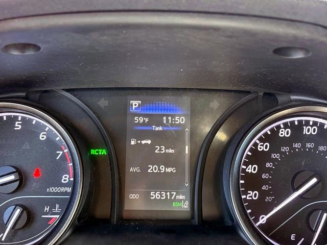 Used 2021 Toyota Camry SE w/ Cold Weather Package FWD image 18