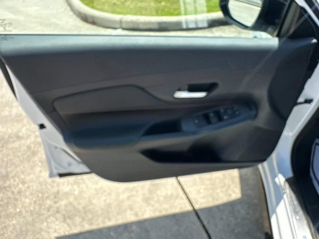 Used 2026 Nissan Sentra SR w/ SR All Weather Package FWD image 13