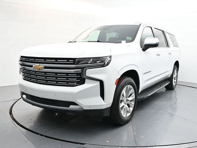 Used 2023 Chevrolet Suburban Premier image 4