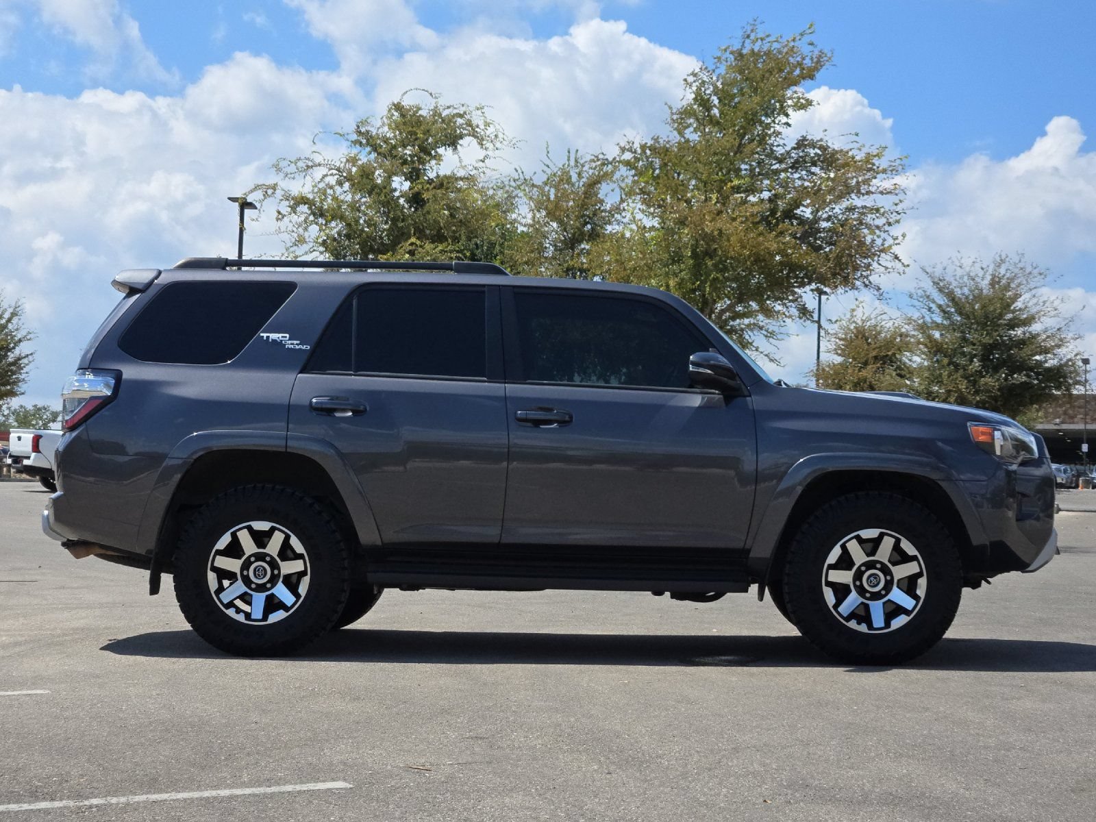 Used 2023 Toyota 4Runner TRD Off-Road Premium AWD/4WD image 6