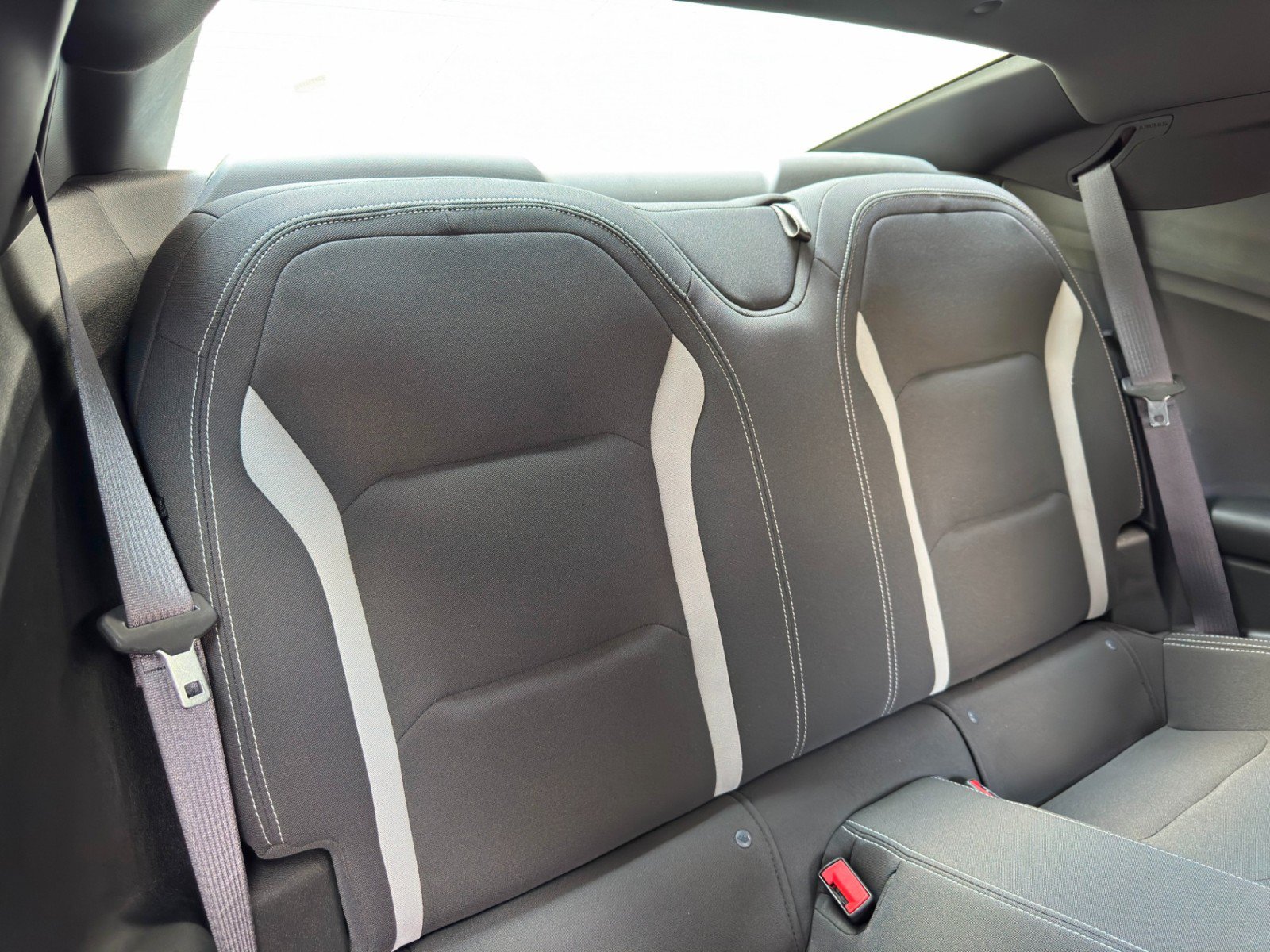 Used 2017 Chevrolet Camaro LT RWD image 31