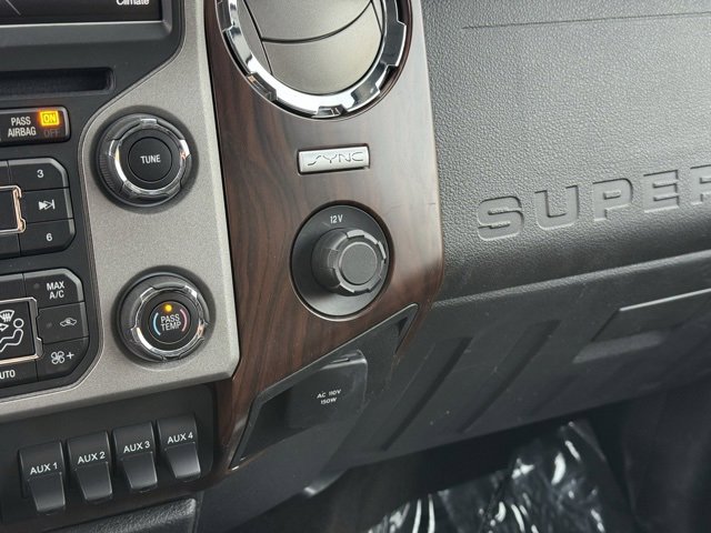 Used 2015 Ford F250 Lariat w/ Chrome Package image 14