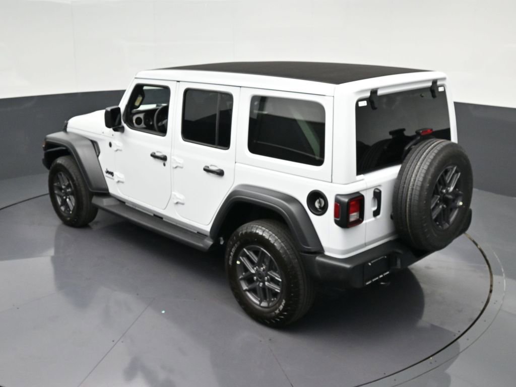 Used 2026 Jeep Wrangler Unlimited Sport AWD/4WD image 19