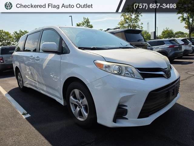 Used 2020 Toyota Sienna LE FWD image 3