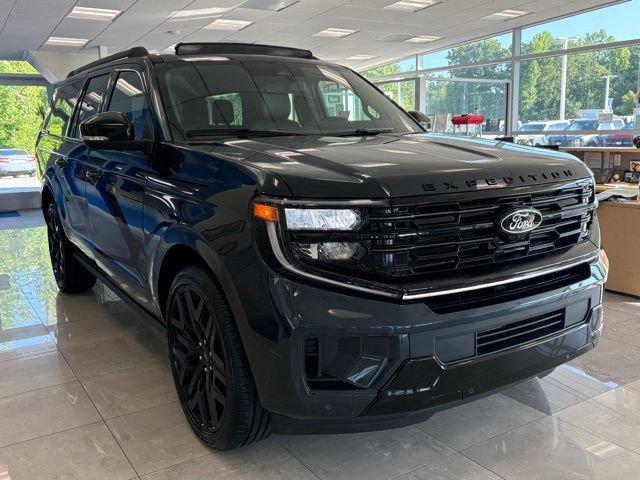New 2026 Ford Expedition Max Platinum w/ Stealth Performance Package AWD/4WD image 7