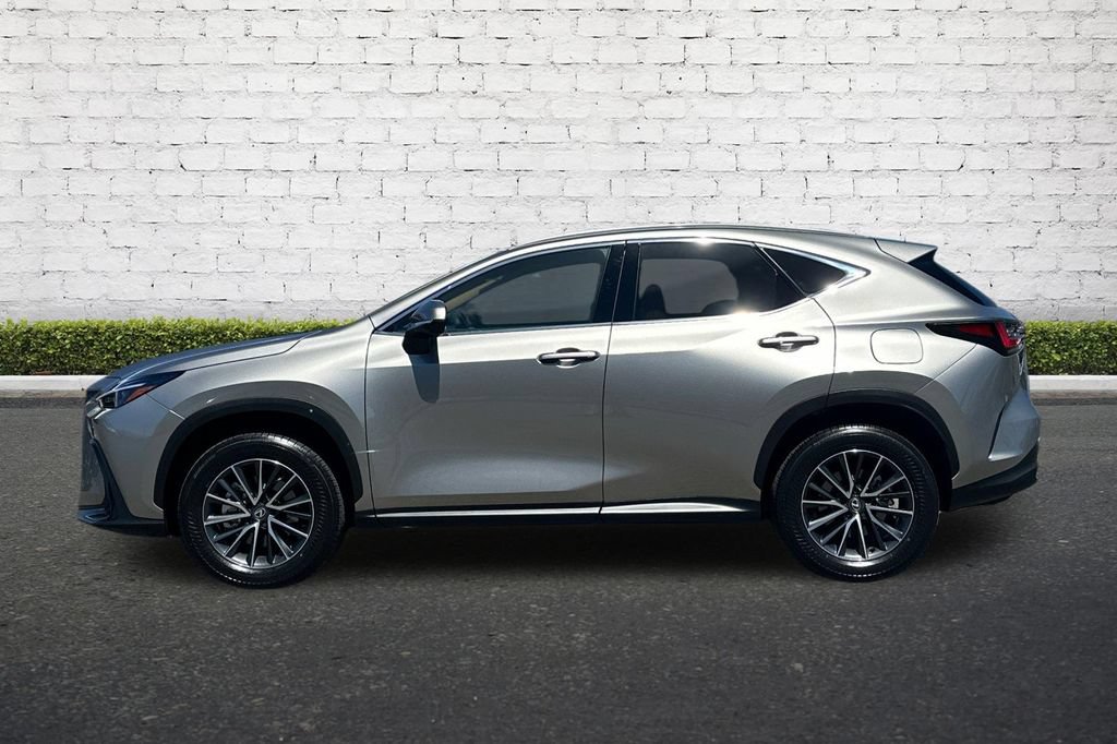 Used 2025 Lexus NX 250 FWD w/ Accessory Package (Z2) image 7