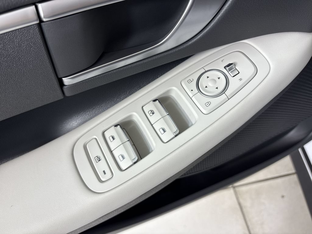 New 2026 Hyundai Sonata SE FWD image 15