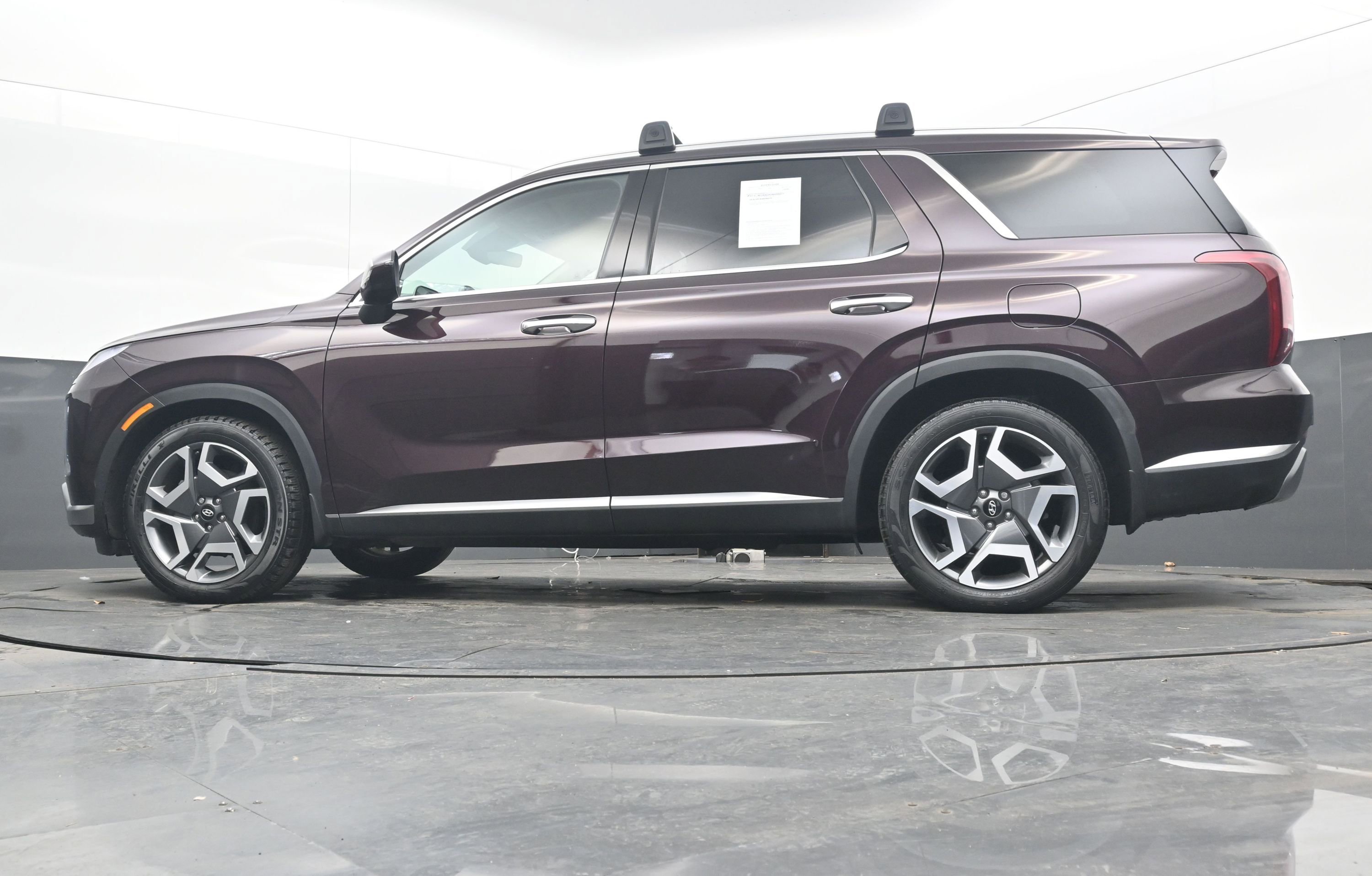 Used 2024 Hyundai Palisade Limited image 30