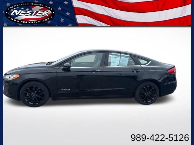 Used 2019 Ford Fusion SE image 1