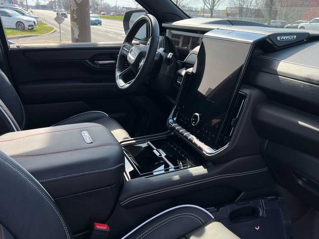 Used 2025 GMC Yukon AT4 Ultimate w/ LPO, Floor Liner Package image 11