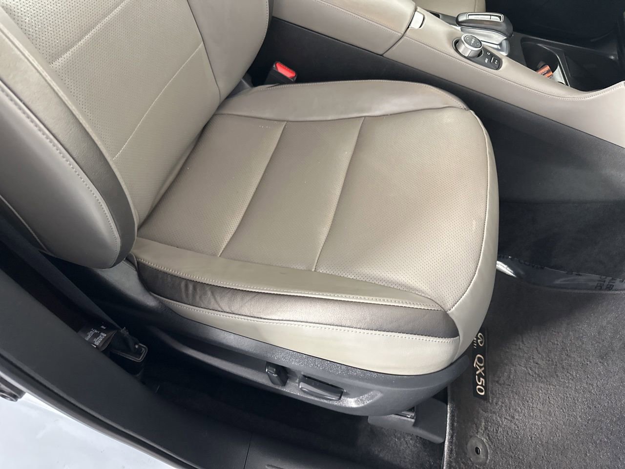 Used 2023 INFINITI QX50 Luxe image 36