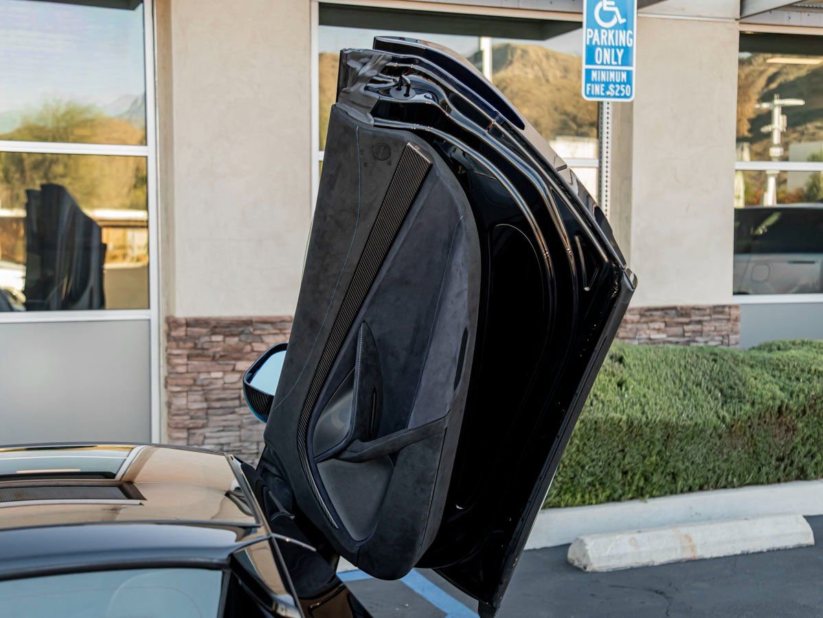 Used 2022 McLaren 765LT RWD image 22