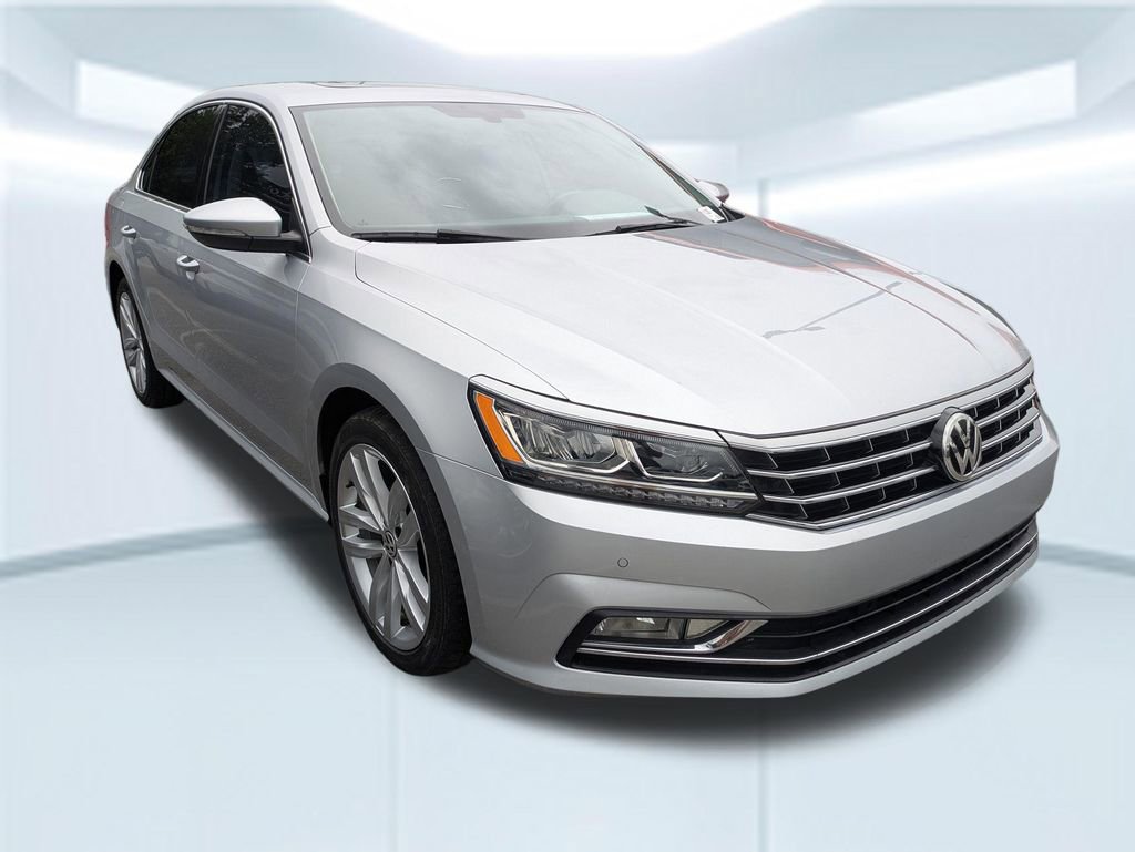 Used 2018 Volkswagen Passat 2.0T SE FWD image 3