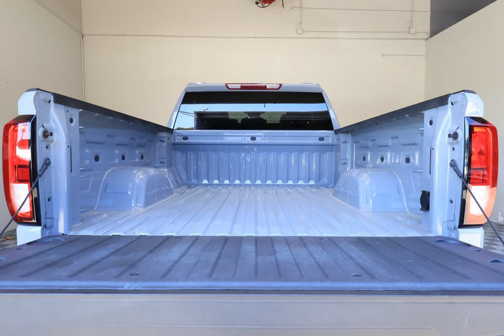 Used 2024 GMC Sierra 1500 Pro w/ Graphite Edition RWD image 15