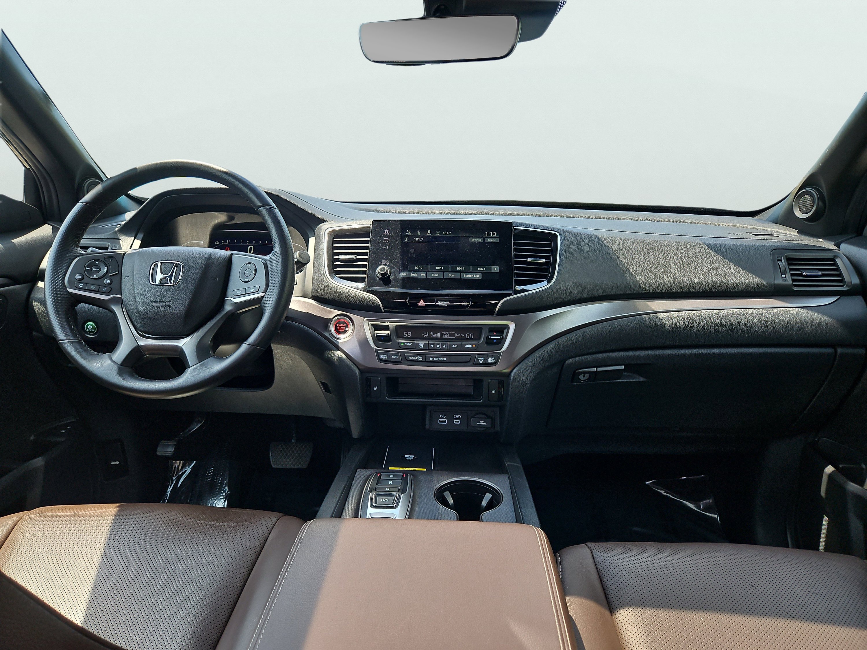 Certified 2024 Honda Passport EX-L image 3