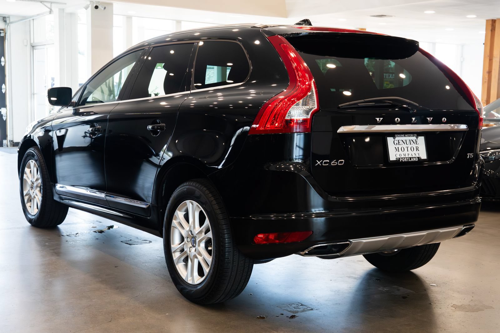 Used 2015 Volvo XC60 T5 Premier FWD image 6