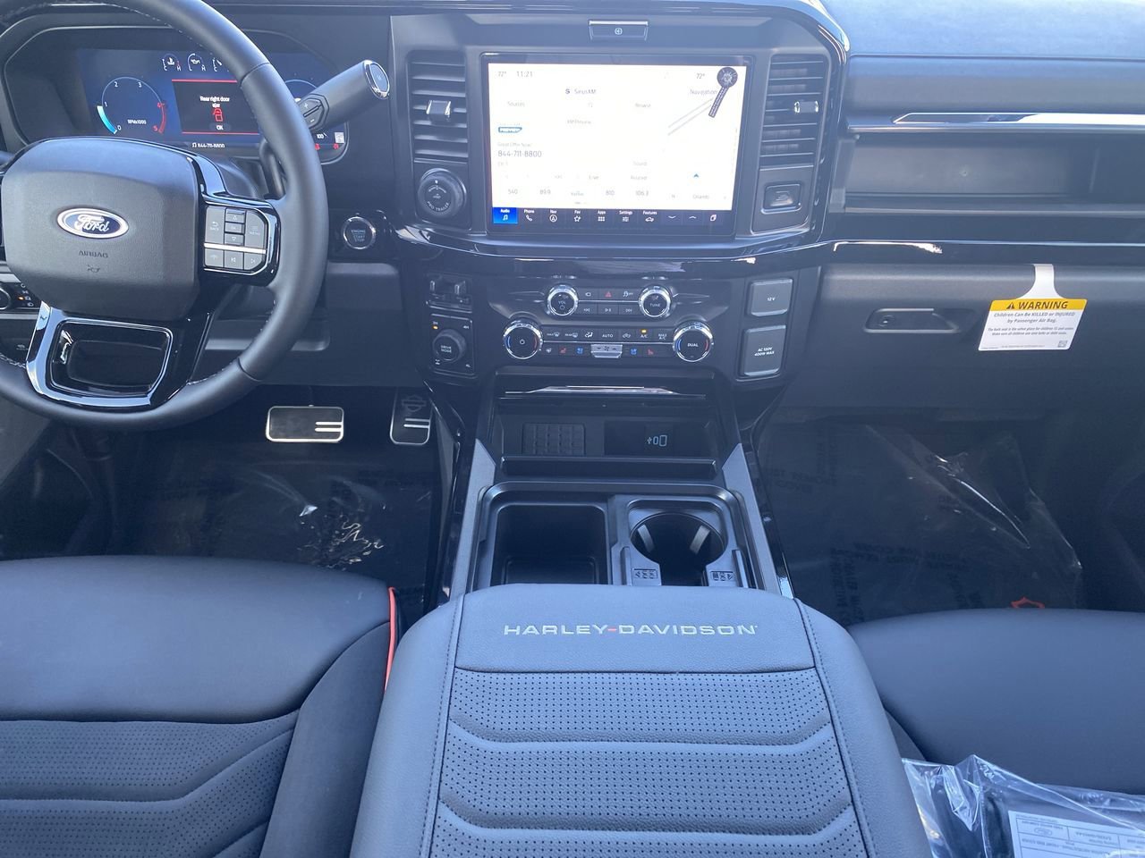 New 2026 Ford F250 Lariat w/ Black Appearance Package image 13