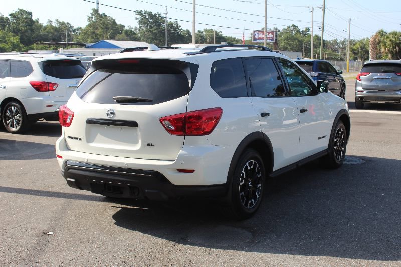 Used 2019 Nissan Pathfinder SL image 3