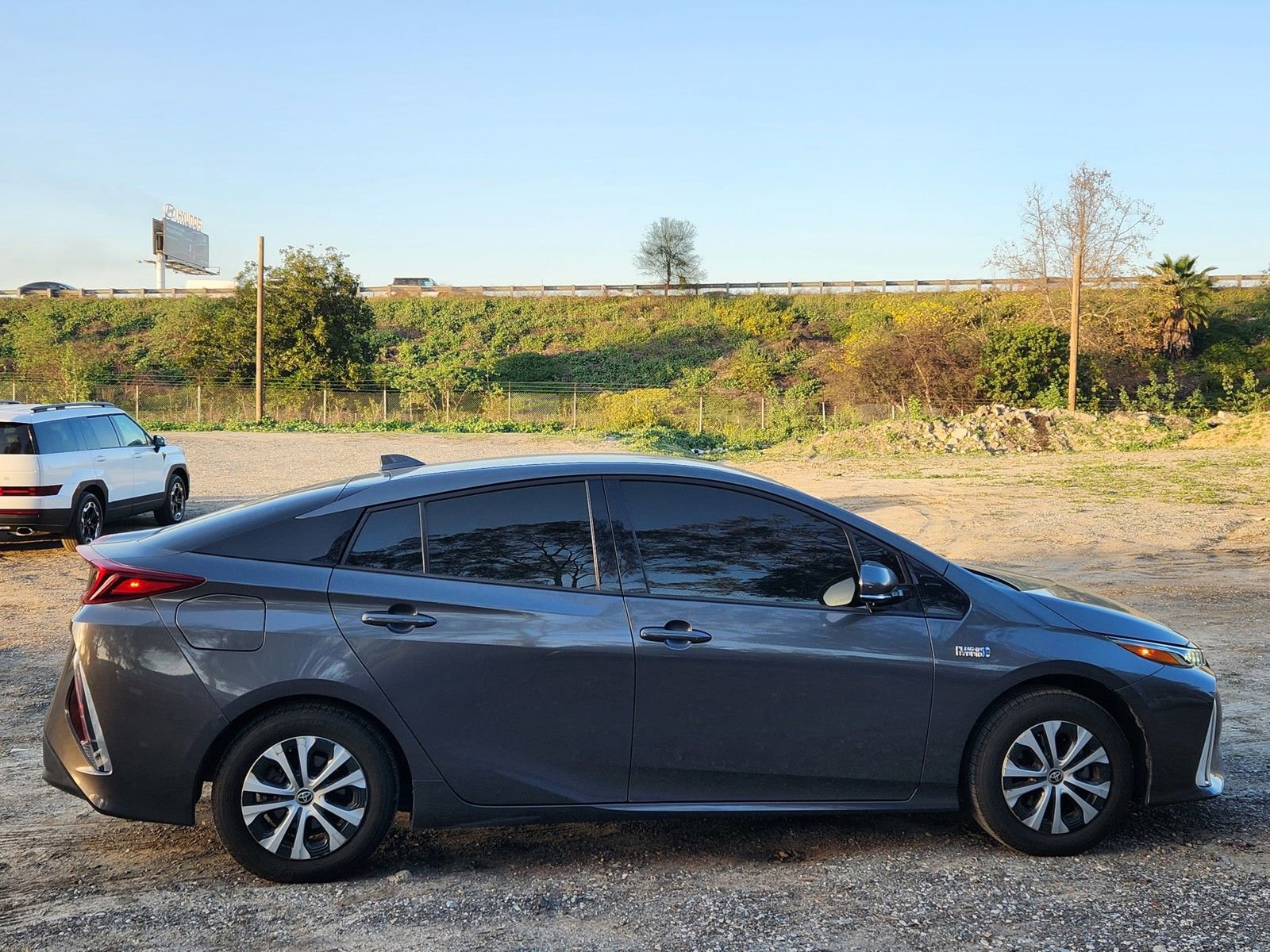 Used 2020 Toyota Prius Prime LE image 8