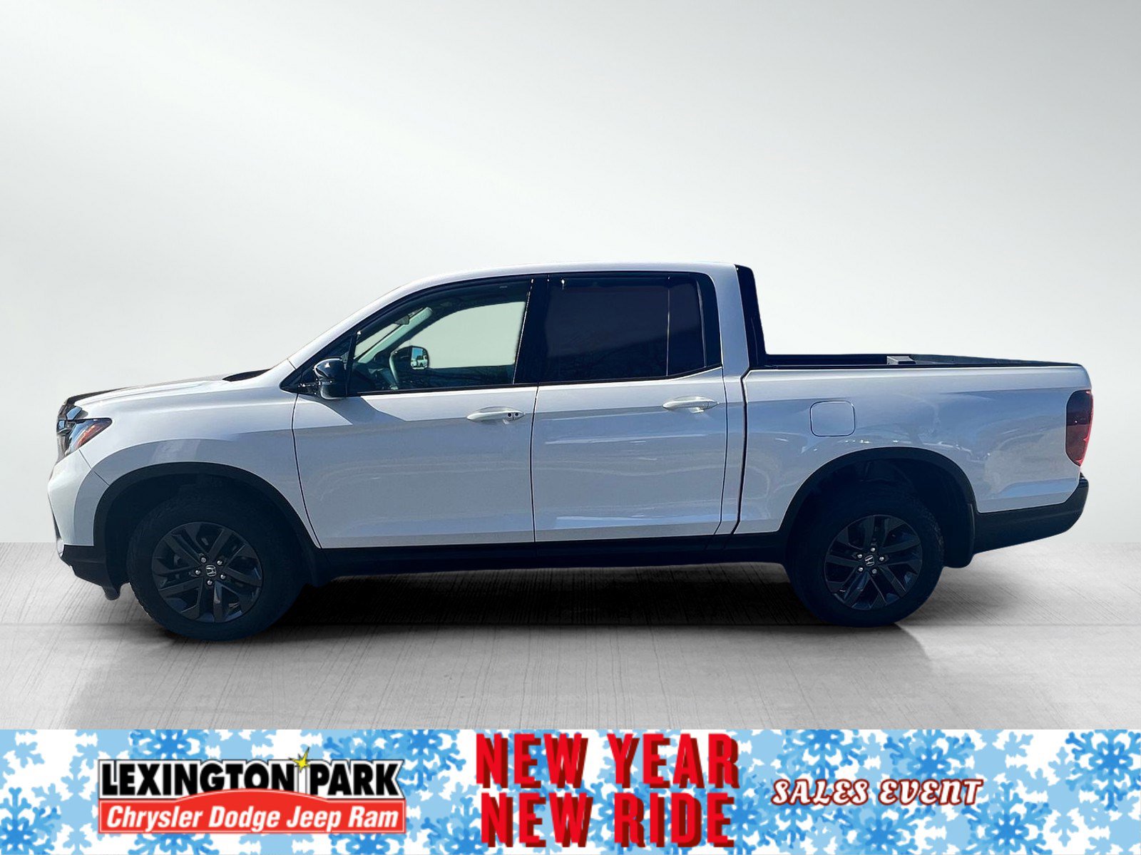 Used 2023 Honda Ridgeline Sport image 3