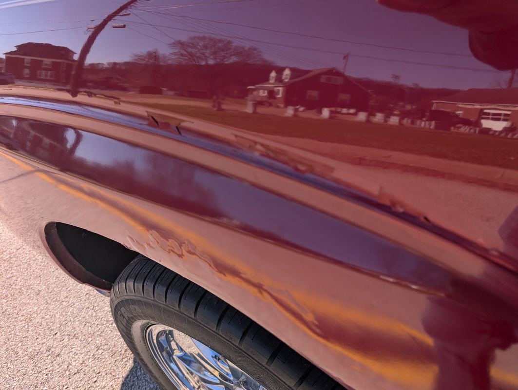 Used 2005 Cadillac Escalade EXT image 22