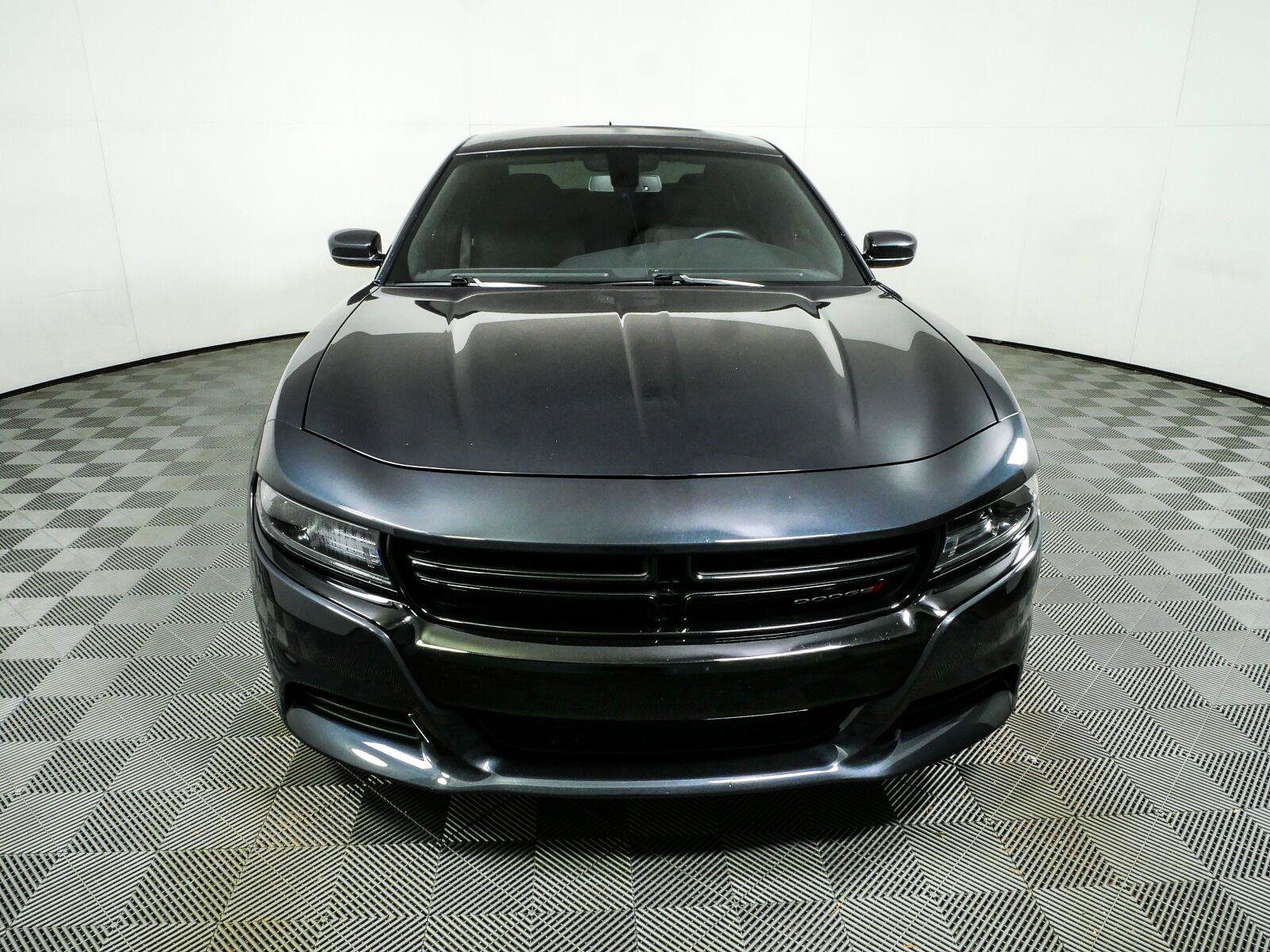 Used 2018 Dodge Charger R/T RWD image 25
