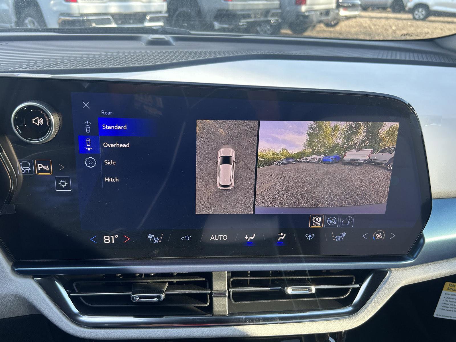 New 2026 Chevrolet Equinox EV LT image 14