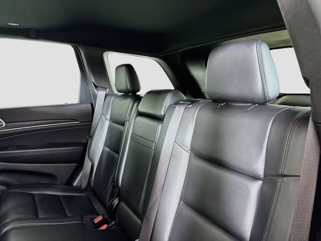 Used 2019 Jeep Grand Cherokee Limited AWD/4WD image 23