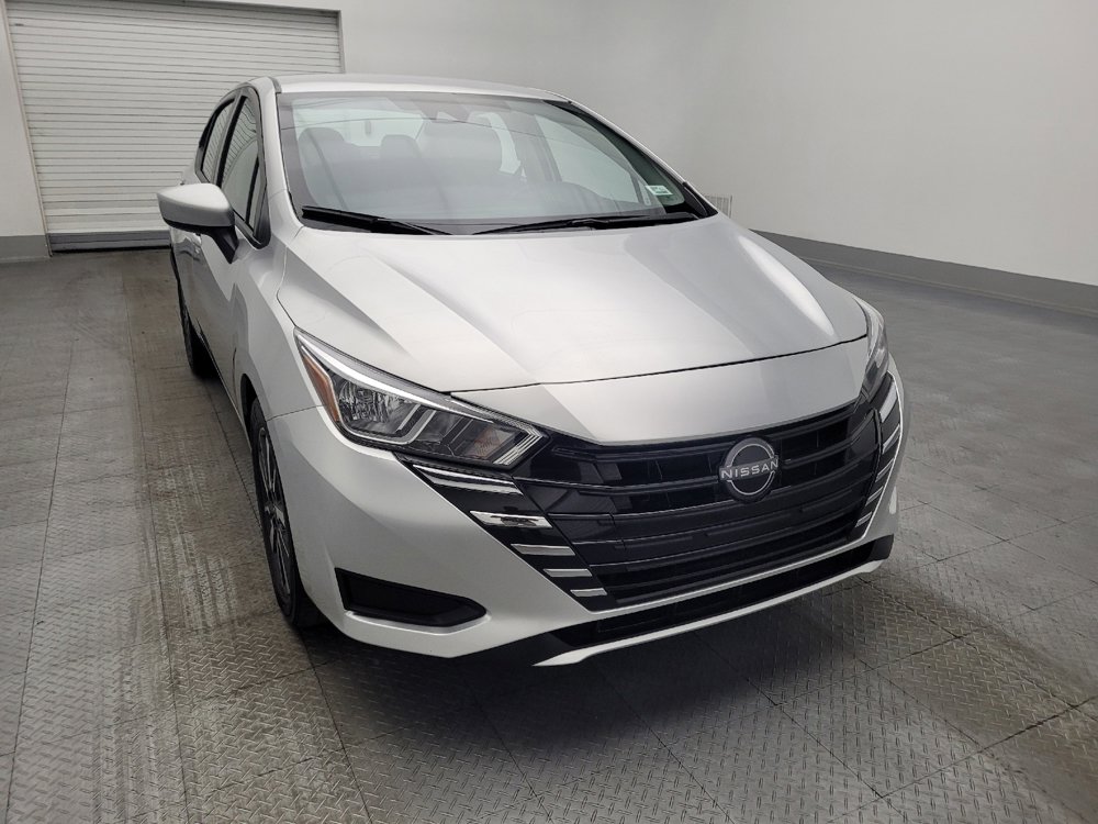 Used 2024 Nissan Versa SV image 14