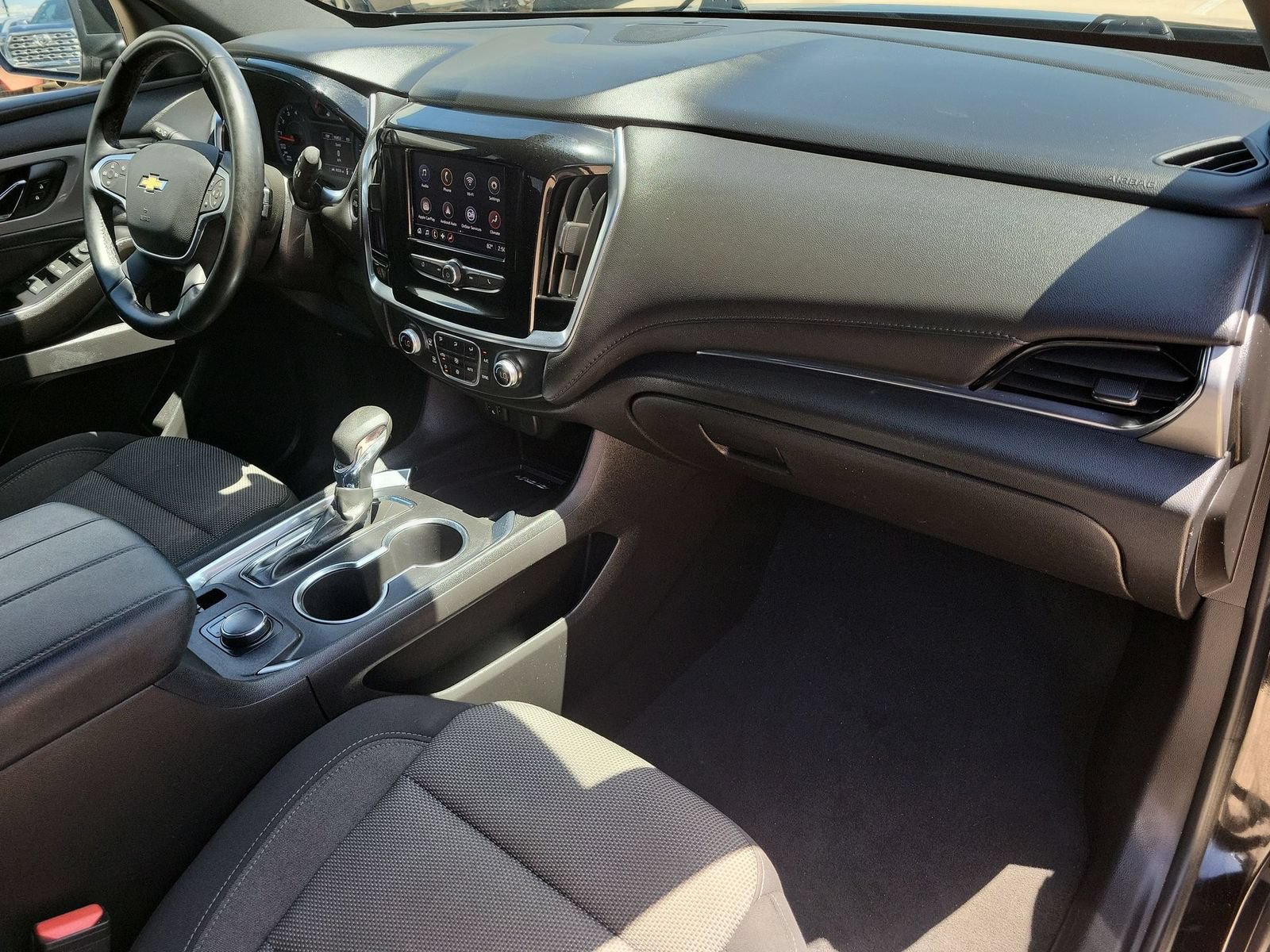 Used 2023 Chevrolet Traverse LT FWD image 27