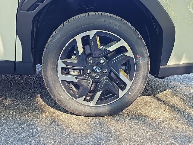 New 2026 Subaru Forester Premium AWD/4WD image 19