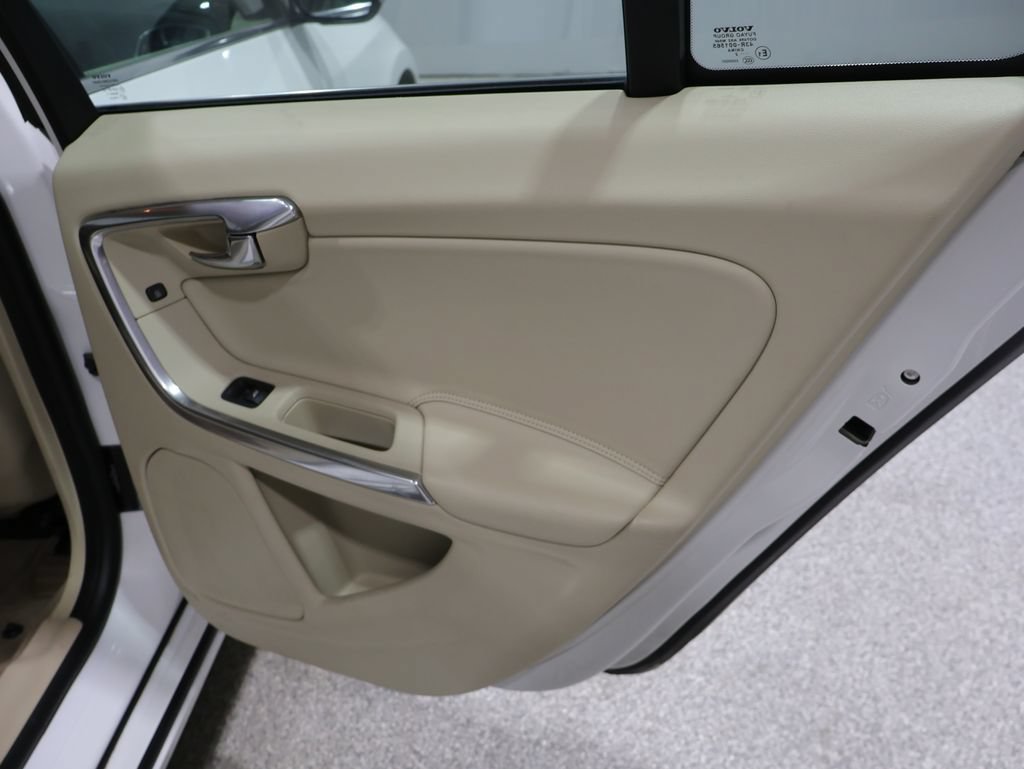 Used 2013 Volvo S60 T5 AWD/4WD image 22