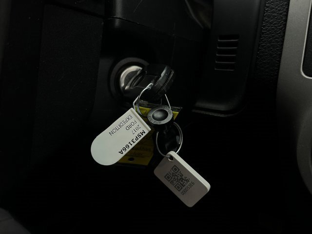 Used 2017 Ford Expedition XLT image 27