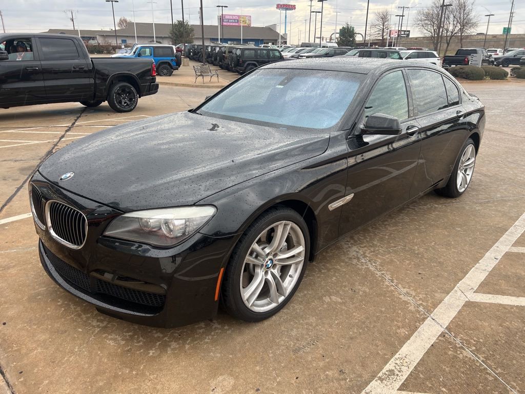 Used 2011 BMW 750Li image 2