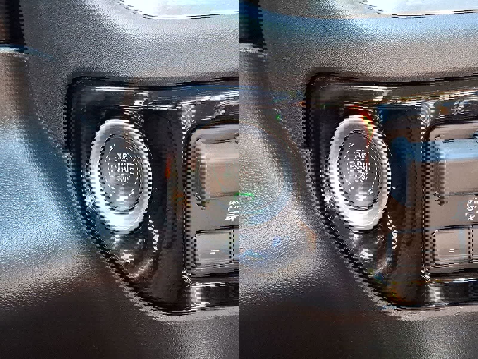 Used 2023 Chevrolet Silverado 1500 RST image 22