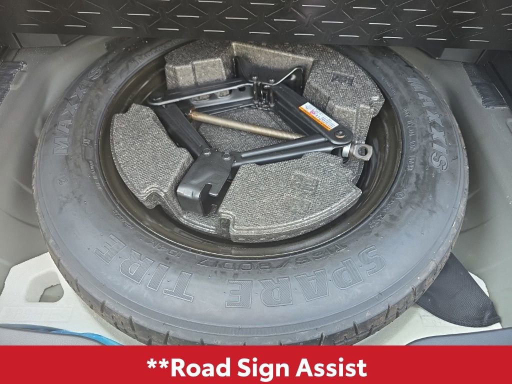 Used 2024 Toyota RAV4 XLE image 14