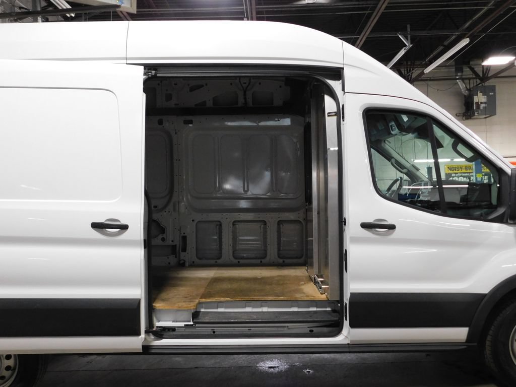 Used 2022 Ford Transit 250 148 High Roof AWD image 24