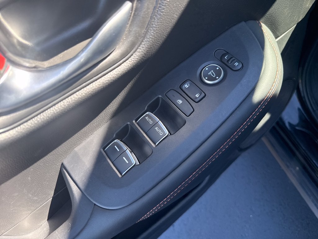 Used 2025 Honda HR-V Sport image 10