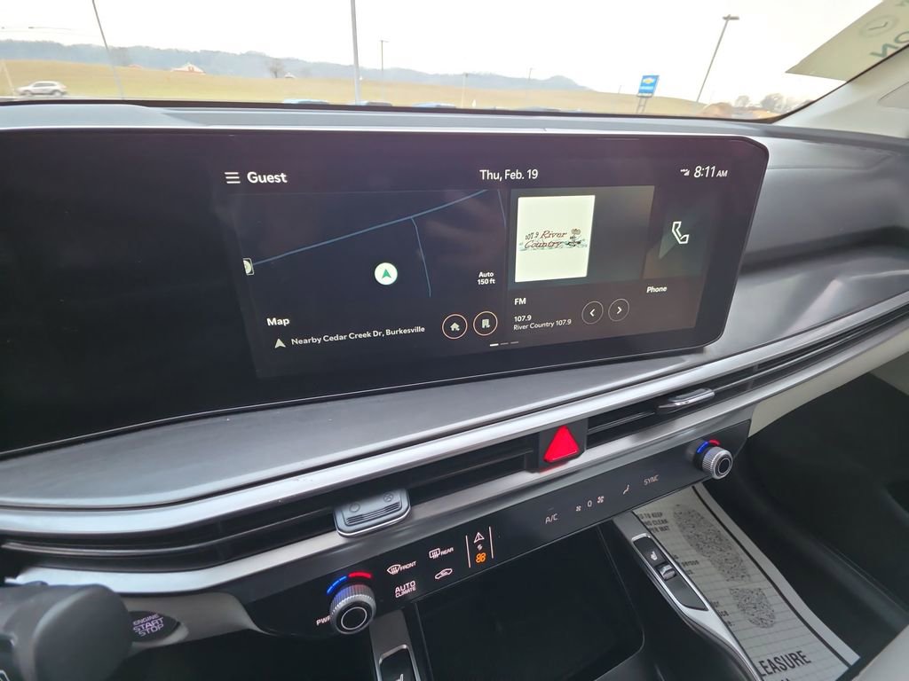 Used 2024 Kia Sorento S image 16