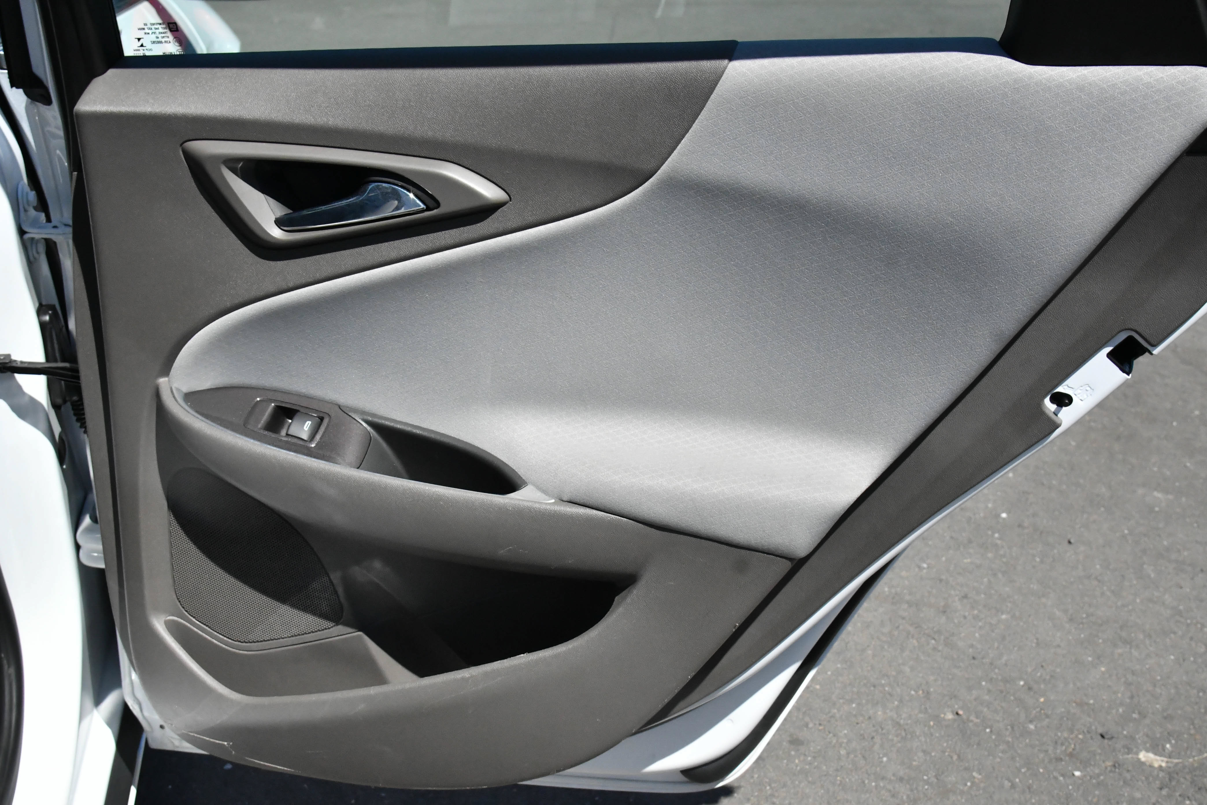 Used 2021 Chevrolet Malibu LT FWD image 35