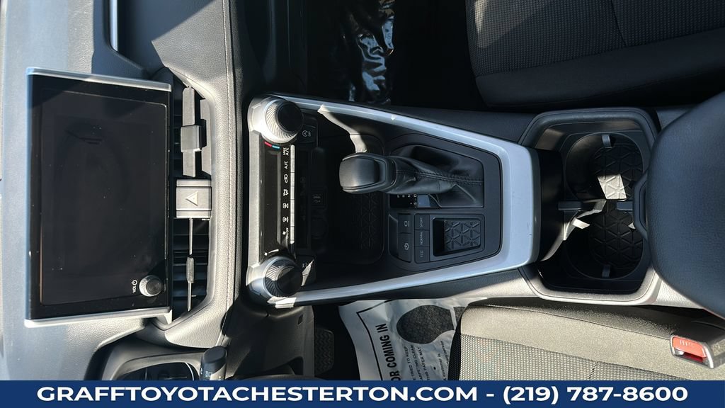 Used 2025 Toyota RAV4 LE FWD image 19