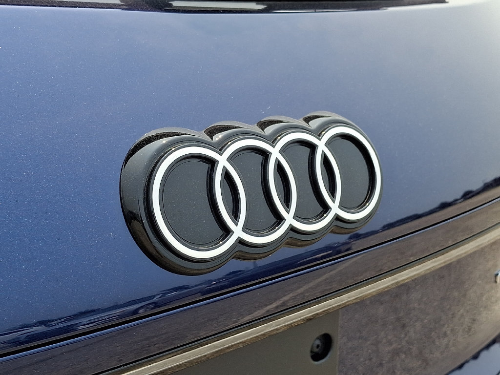 New 2026 Audi Q3 quattro 2.0T AWD/4WD image 13